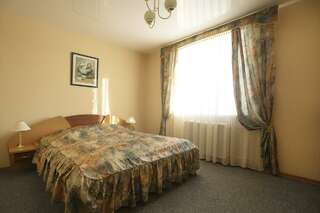 Гостиница НикОль Пермь Номер стандарт с 1 двуспальной кроватью (с завтраком)-3